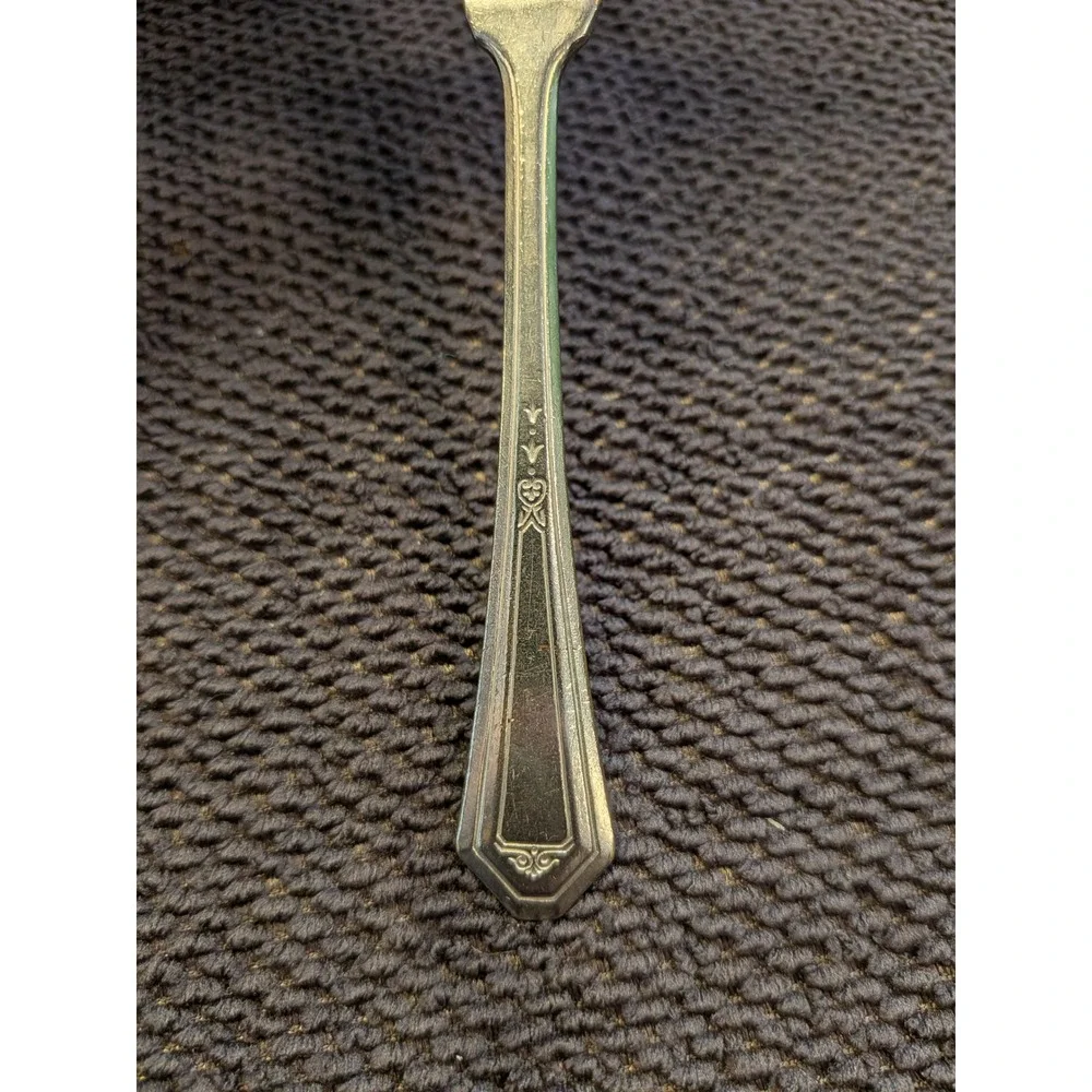 Vintage Sheffield Plate Butter Spreaders Art Deco Geometric Silver Plated